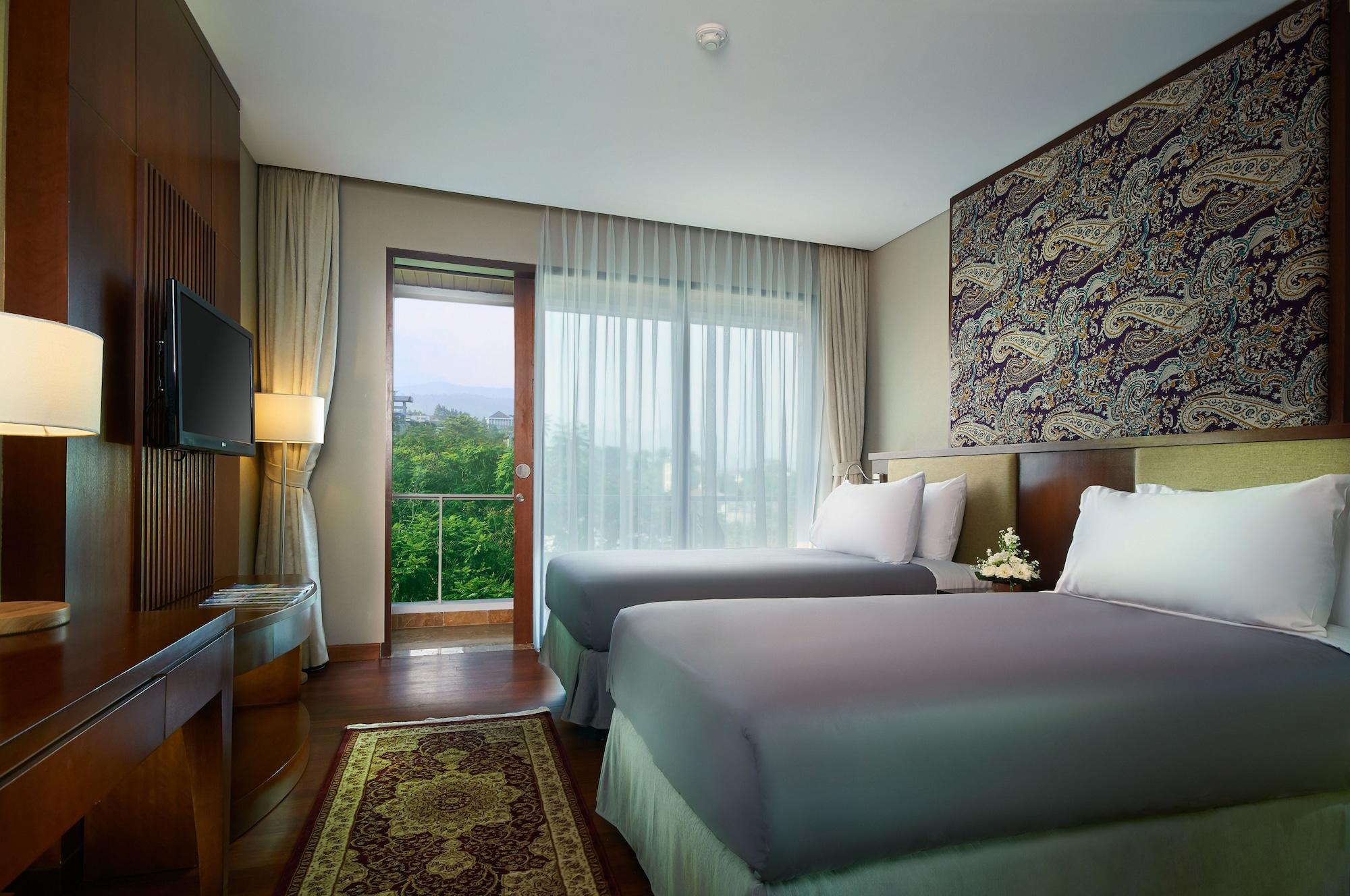House Sangkuriang Hotell Bandung Exteriör bild