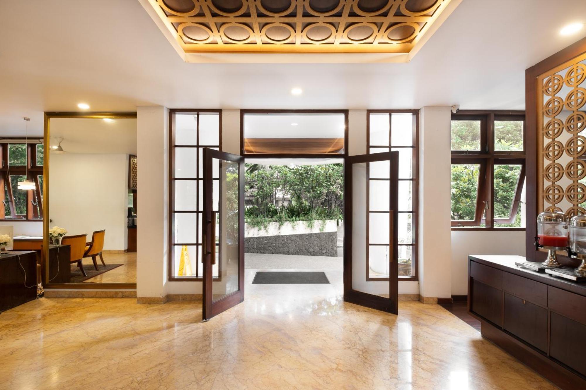 House Sangkuriang Hotell Bandung Exteriör bild