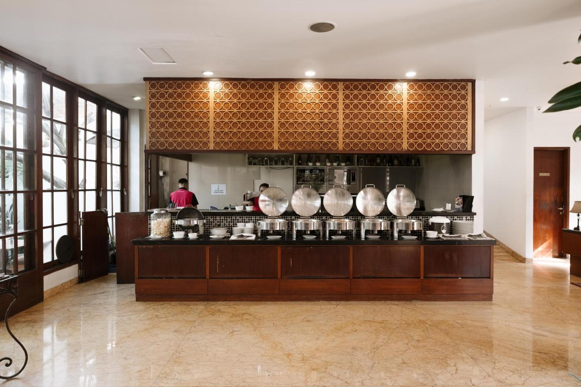 House Sangkuriang Hotell Bandung Exteriör bild