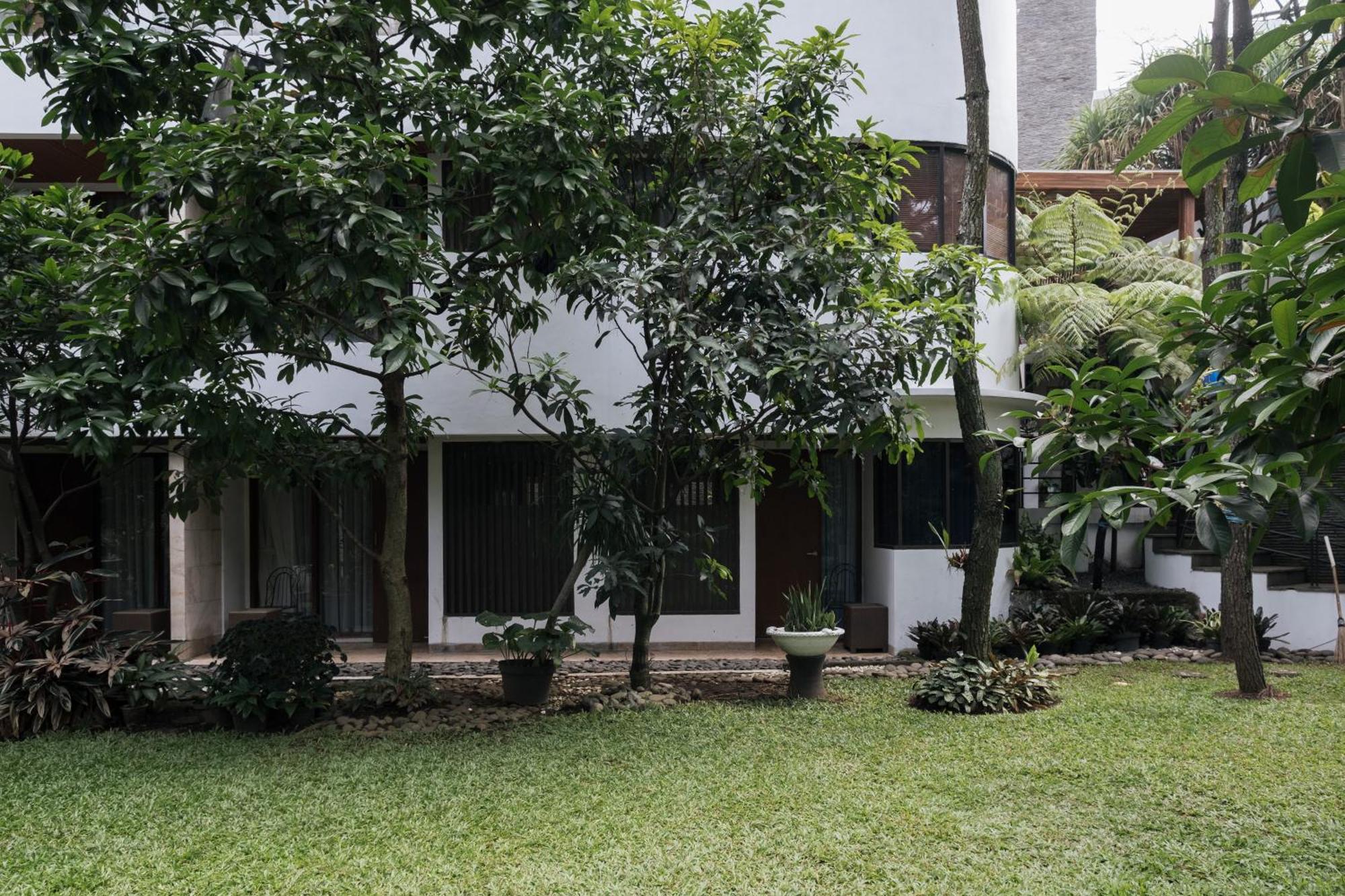 House Sangkuriang Hotell Bandung Exteriör bild